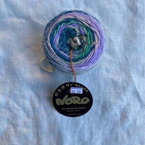 Noro Shiraito color 30 50g 180m cashmere angora wool yarn skein